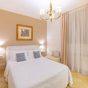 https://bed-and-breakfast-dionisio.taorminaitalyhotels.com