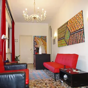 https://venice-hazel-guest-house.hotelslidodijesolo.com